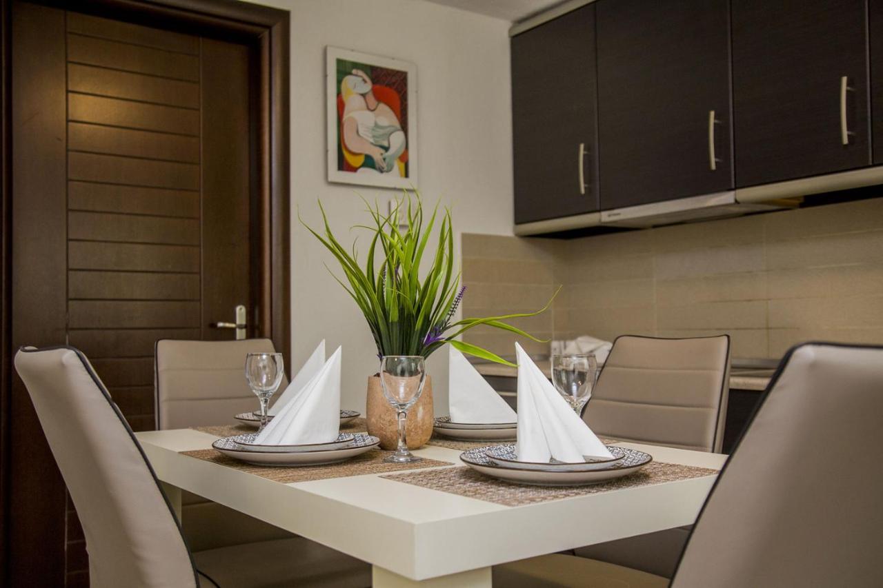 Kasta Bnb Ofrínion Exteriér fotografie