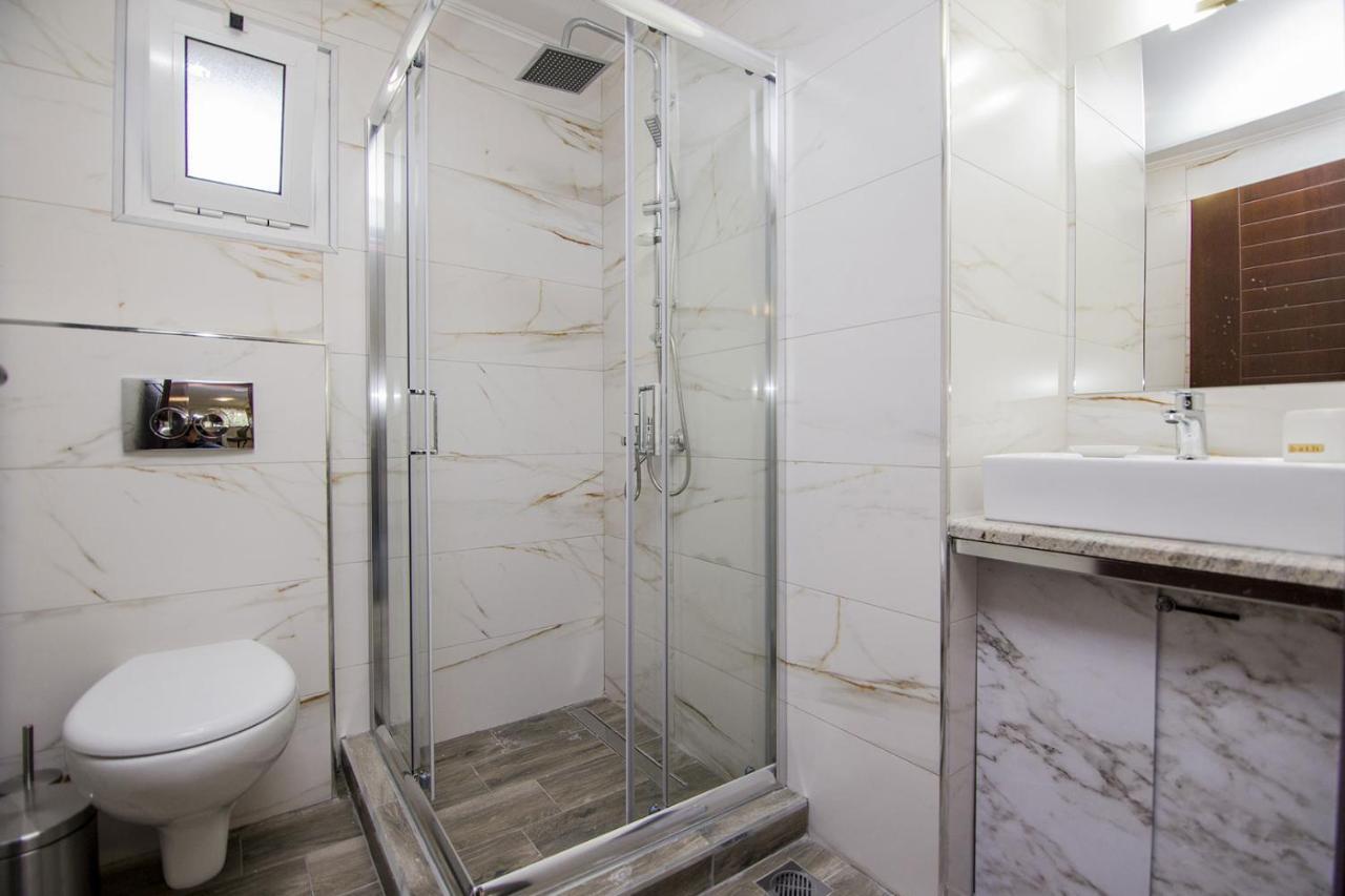 Kasta Bnb Ofrínion Exteriér fotografie