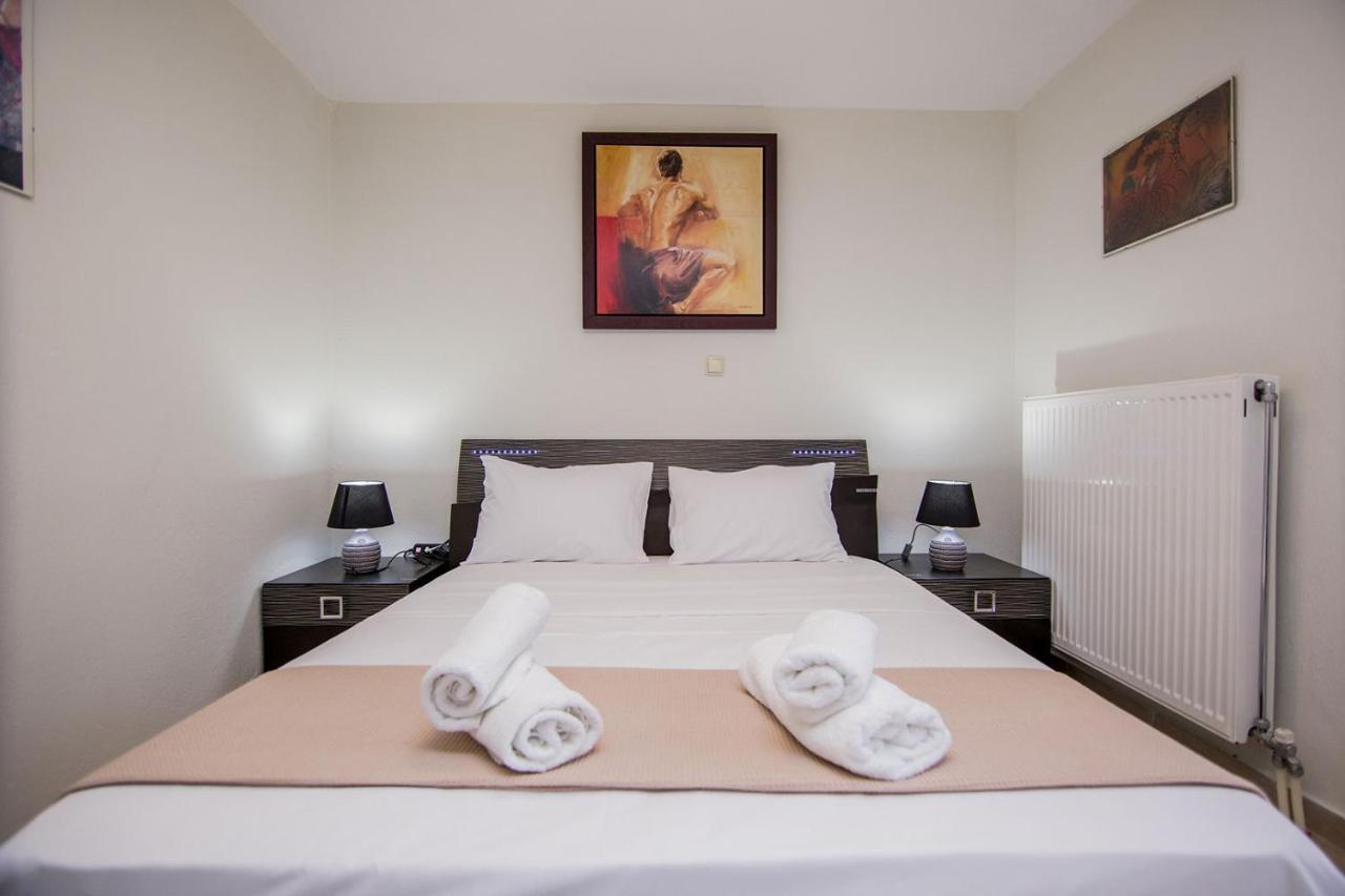 Kasta Bnb Ofrínion Exteriér fotografie