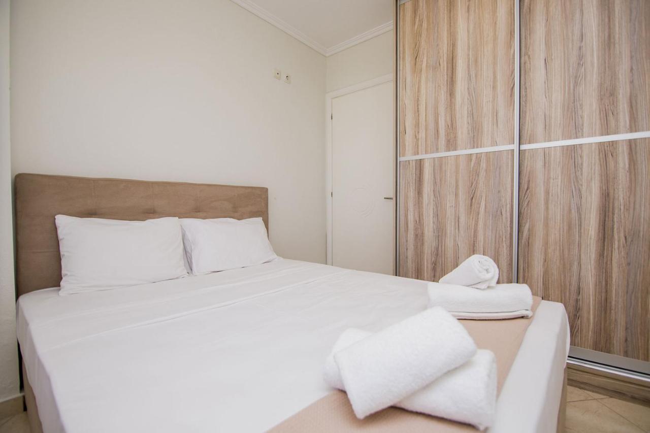 Kasta Bnb Ofrínion Exteriér fotografie
