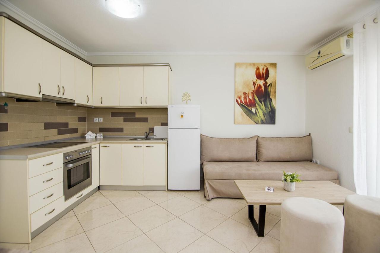 Kasta Bnb Ofrínion Exteriér fotografie