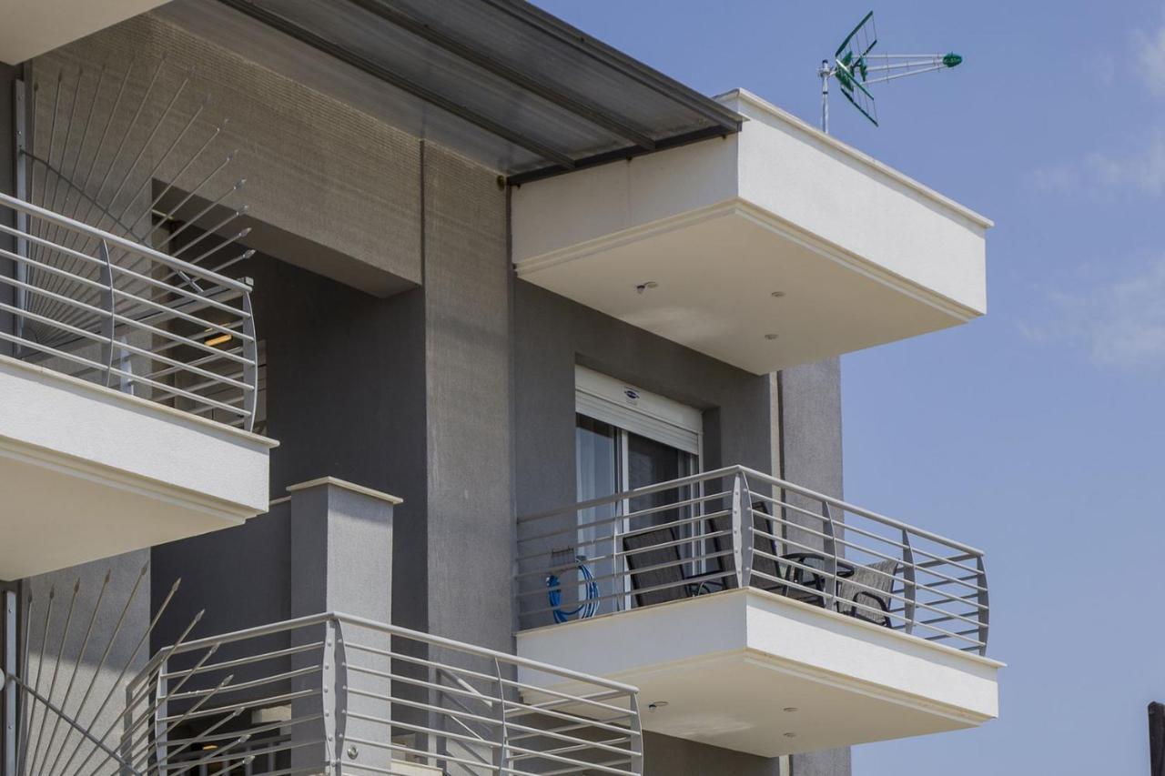 Kasta Bnb Ofrínion Exteriér fotografie