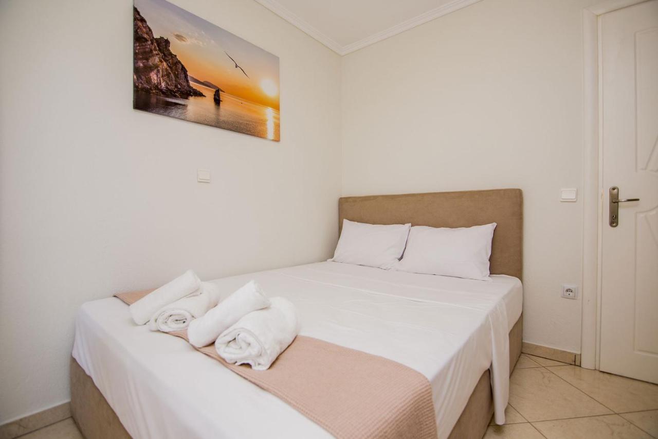 Kasta Bnb Ofrínion Exteriér fotografie